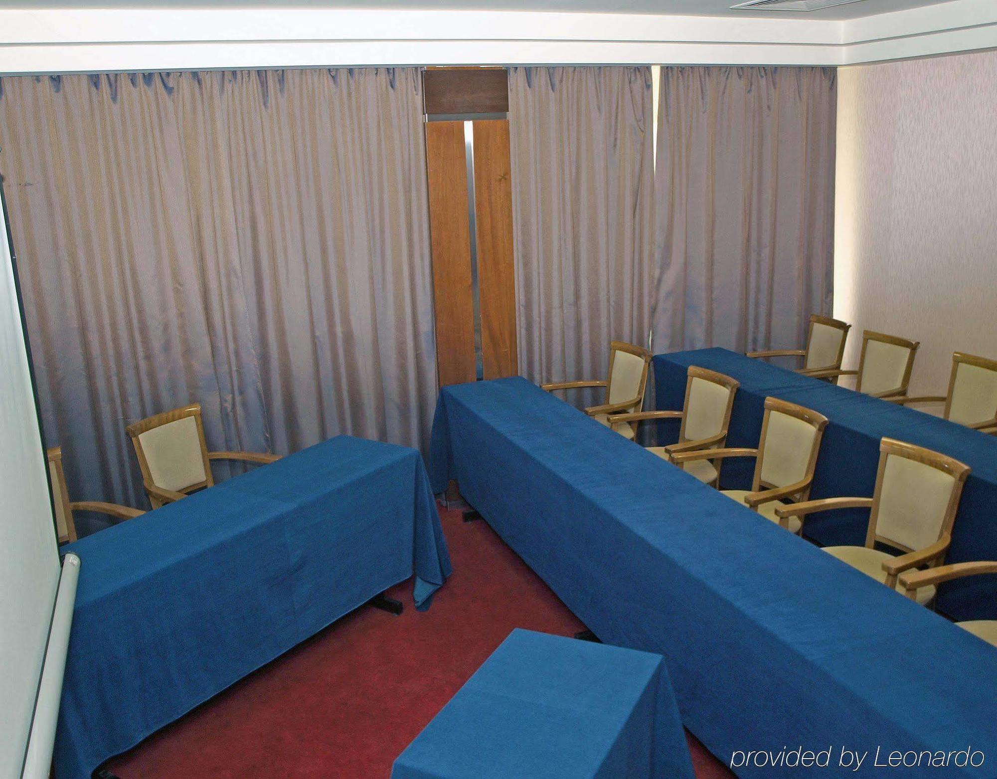 Forum - Free Parking 3* Sofia
